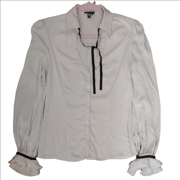 Bebe Puff Sleeve Ruffled Blouse White and Black - Picture 3 of 4